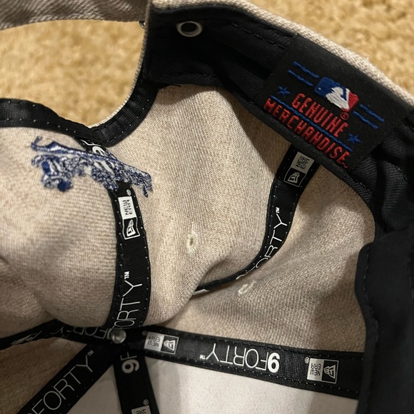 dodgers hat signed - Picture 2 of 2